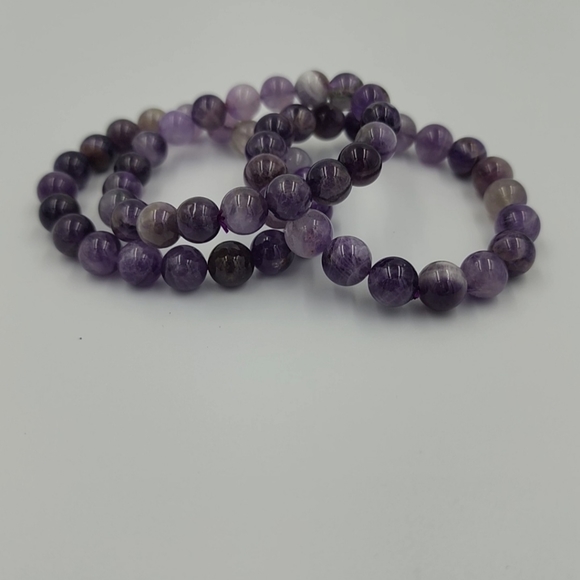 HQ NATURAL AMETHYST WITH CERT. - Picture 2 of 3